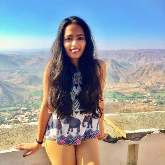 Meet your Posher, Madhuri - Picture 1 of 1